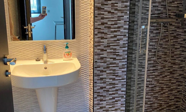 Resale - Apartment / flat - Torrevieja - torrevieja