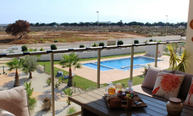 Herverkoop - Appartement / flat - Orihuela Costa - Los Dolses