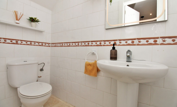 Revente - Maison de ville - Villamartín - Las Violetas