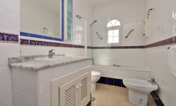 Revente - Maison de ville - Villamartín - Las Violetas