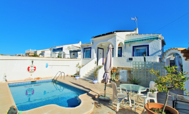 Revente - Villa - Torrevieja - El chaparral