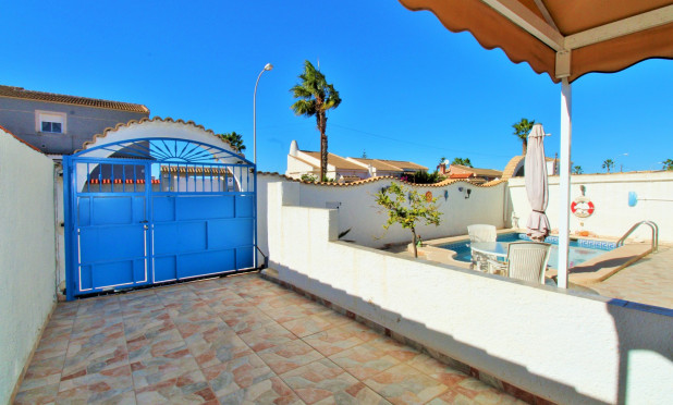Revente - Villa - Torrevieja - El chaparral