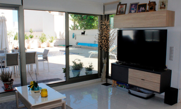 Reventa - Villa - San Miguel de Salinas