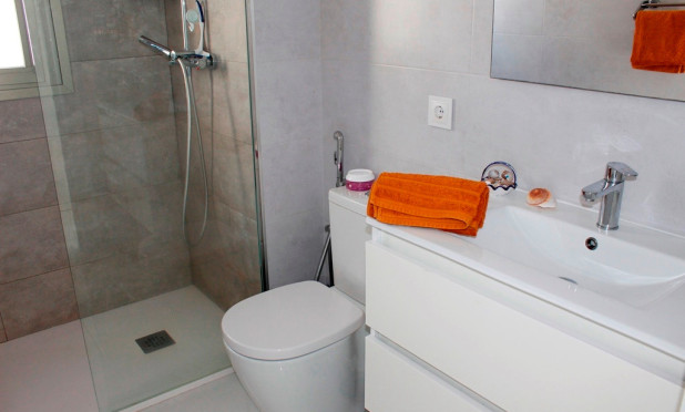 Reventa - Villa - San Miguel de Salinas