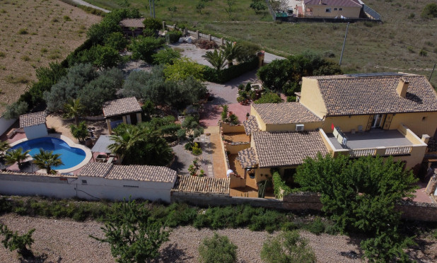 Herverkoop - Finca / Country Property - Barbarroja