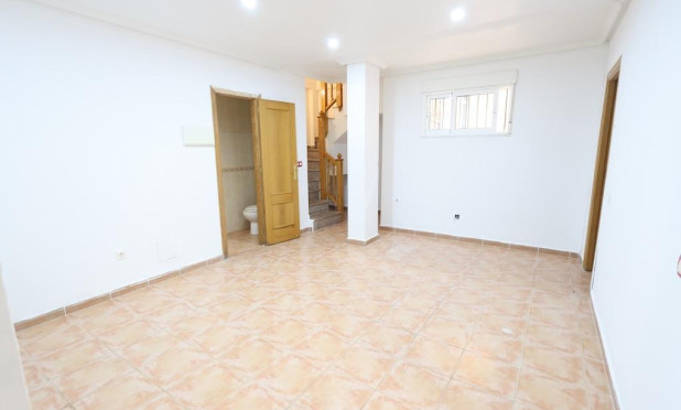 Revente - Villa - Orihuela Costa - Villamartín