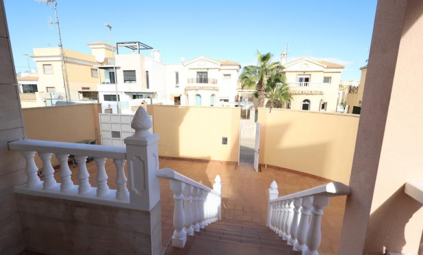 Revente - Villa - Orihuela Costa - Villamartín
