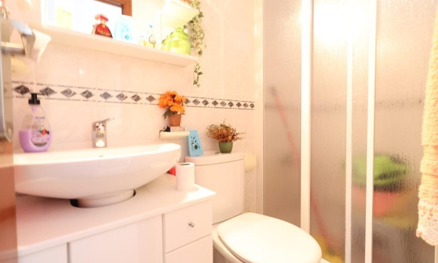 Resale - Apartment / flat - Torrevieja - La Mata