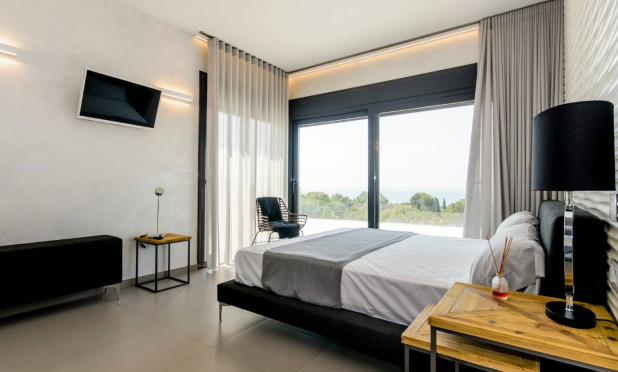 Obra nueva - Villa - Orihuela