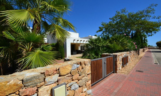 Herverkoop - Villa - Orihuela - Las Colinas Golf