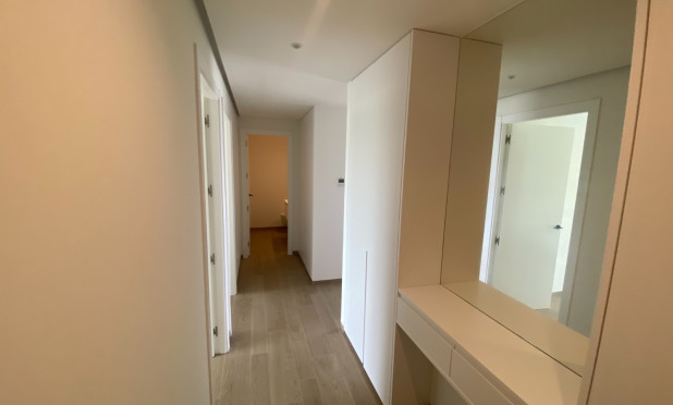 Resale - Apartment / flat - Orihuela - Las Colinas Golf