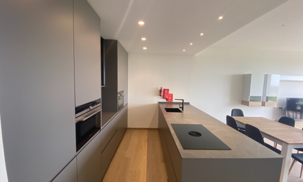 Resale - Apartment / flat - Orihuela - Las Colinas Golf