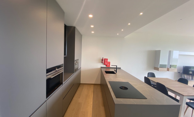 Resale - Apartment / flat - Orihuela - Las Colinas Golf