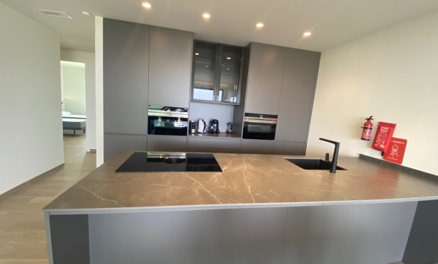 Resale - Apartment / flat - Orihuela - Las Colinas Golf