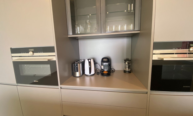 Resale - Apartment / flat - Orihuela - Las Colinas Golf