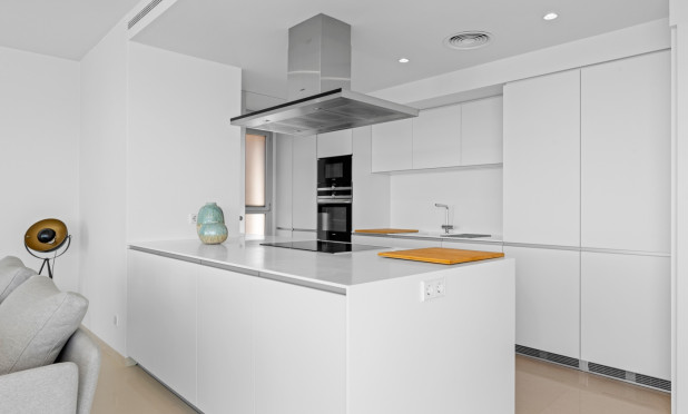 Odsprzedaż - Mieszkanie w bloku - Torrevieja - Playa del Cura