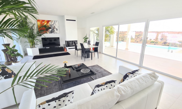 Wiederverkauf - Villa - La Marina - La Marina / El Pinet