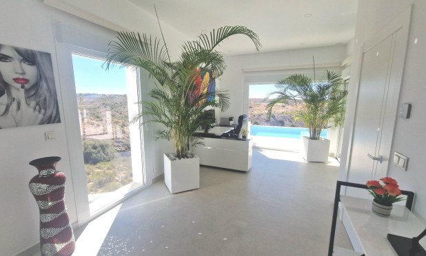 Wiederverkauf - Villa - La Marina - La Marina / El Pinet