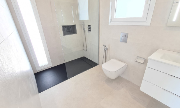 Wiederverkauf - Villa - La Marina - La Marina / El Pinet