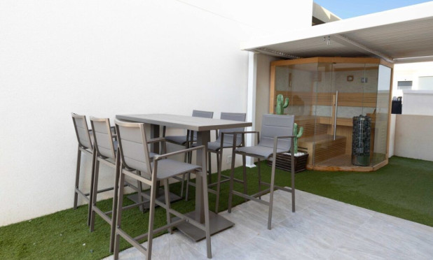 Revente - Detached House / Villa - Montesinos - La Herrada