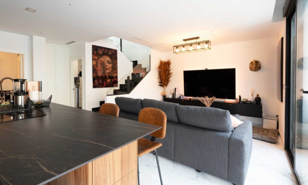 Revente - Detached House / Villa - Montesinos - La Herrada