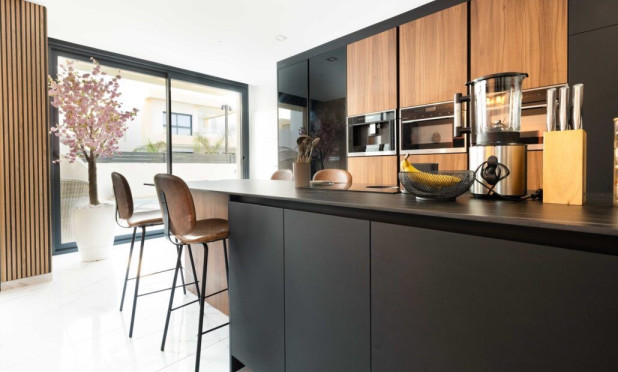 Revente - Detached House / Villa - Montesinos - La Herrada