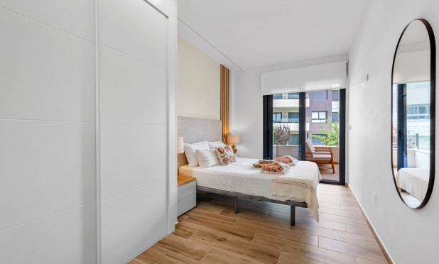 Odsprzedaż - Mieszkanie w bloku - Orihuela Costa - Villamartín