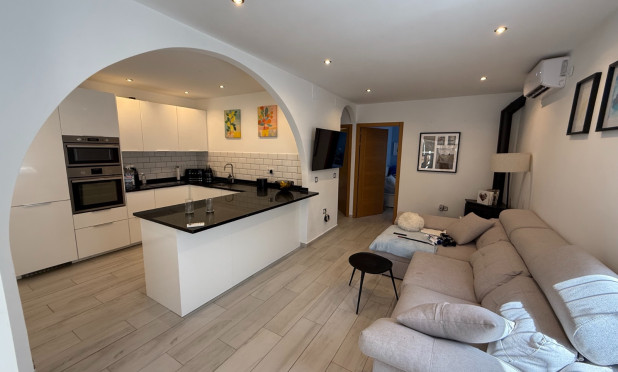 Resale - Villa - Orihuela Costa - Villamartín