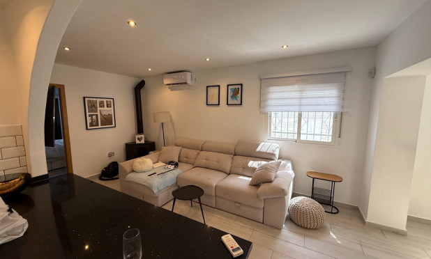 Resale - Villa - Orihuela Costa - Villamartín