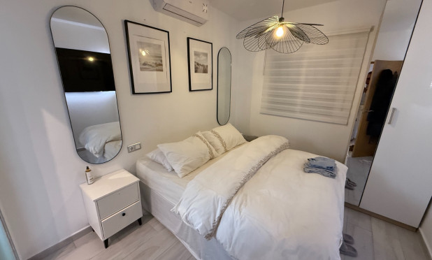 Resale - Villa - Orihuela Costa - Villamartín