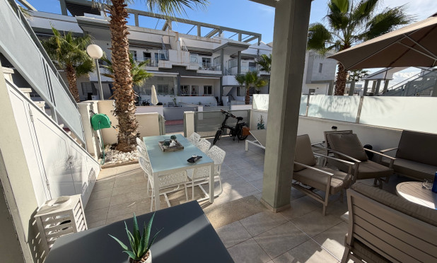 Resale - Apartment / flat - Orihuela Costa - La Florida