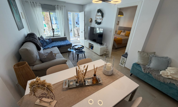 Resale - Apartment / flat - Orihuela Costa - La Florida