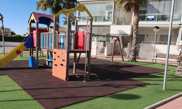 Resale - Apartment / flat - Orihuela Costa - La Florida