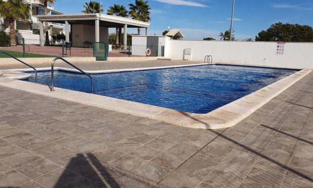 Resale - Apartment / flat - Orihuela Costa - La Florida