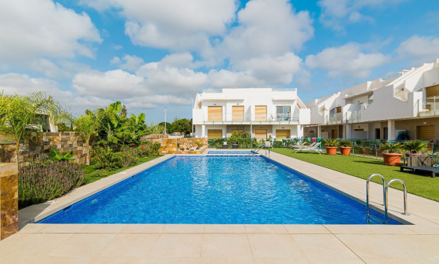 Resale - Apartment / flat - Pilar de la Horadada - El Pilar de la Horadada