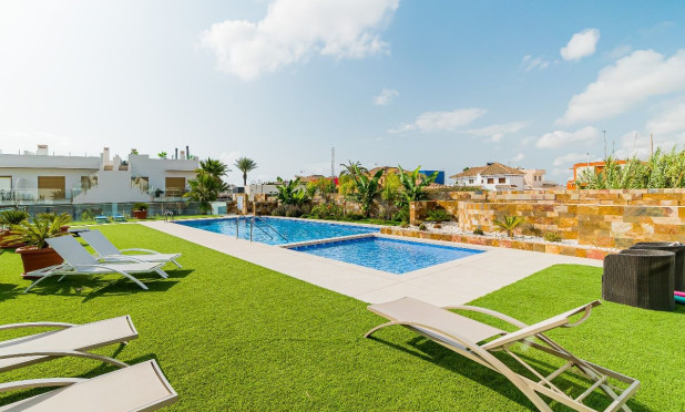 Resale - Apartment / flat - Pilar de la Horadada - El Pilar de la Horadada