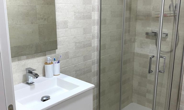 Resale - Apartment / flat - Pilar de la Horadada - El Pilar de la Horadada