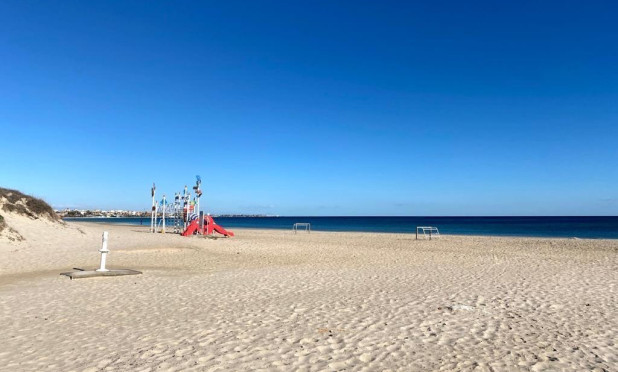 Resale - Apartment / flat - Pilar de la Horadada - El Pilar de la Horadada