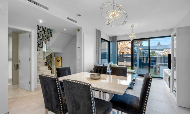 Revente - Villa - Orihuela Costa