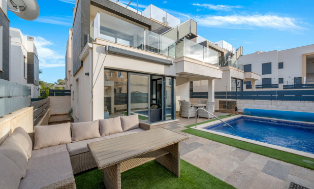 Revente - Villa - Orihuela Costa