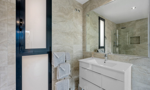 Revente - Villa - Orihuela Costa