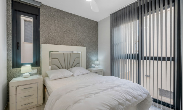 Revente - Villa - Orihuela Costa