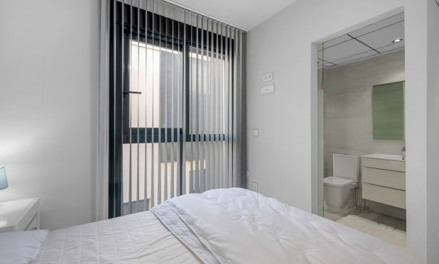 Revente - Villa - Orihuela Costa