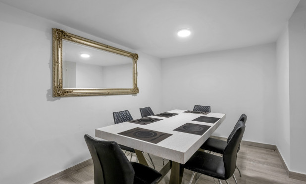 Revente - Villa - Orihuela Costa