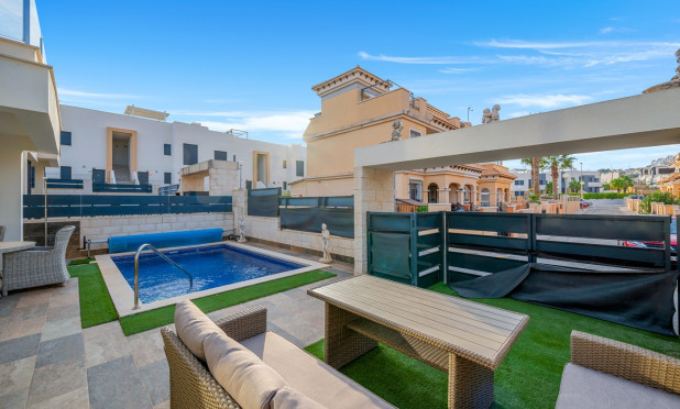 Revente - Villa - Orihuela Costa