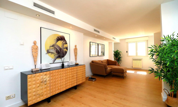 Reventa - Villa - Orihuela Costa - Campoamor