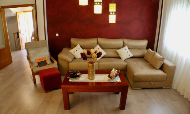 Revente - Villa - La Nucía - Urbanizaciones