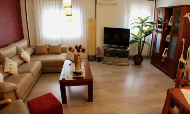 Revente - Villa - La Nucía - Urbanizaciones