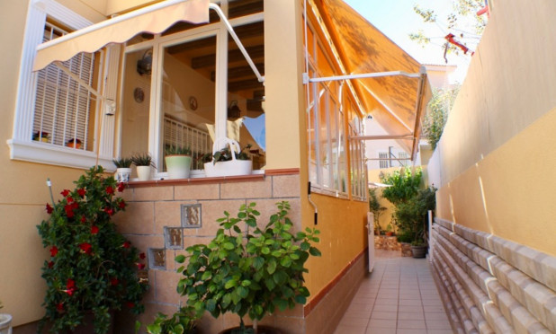 Revente - Villa - La Nucía - Urbanizaciones