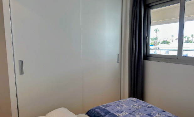 Wiederverkauf - Wohnung - Orihuela Costa - La Zenia